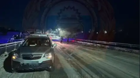 В Татарстане машина переехала человека, который ночью лежал на трассе - НТР 24