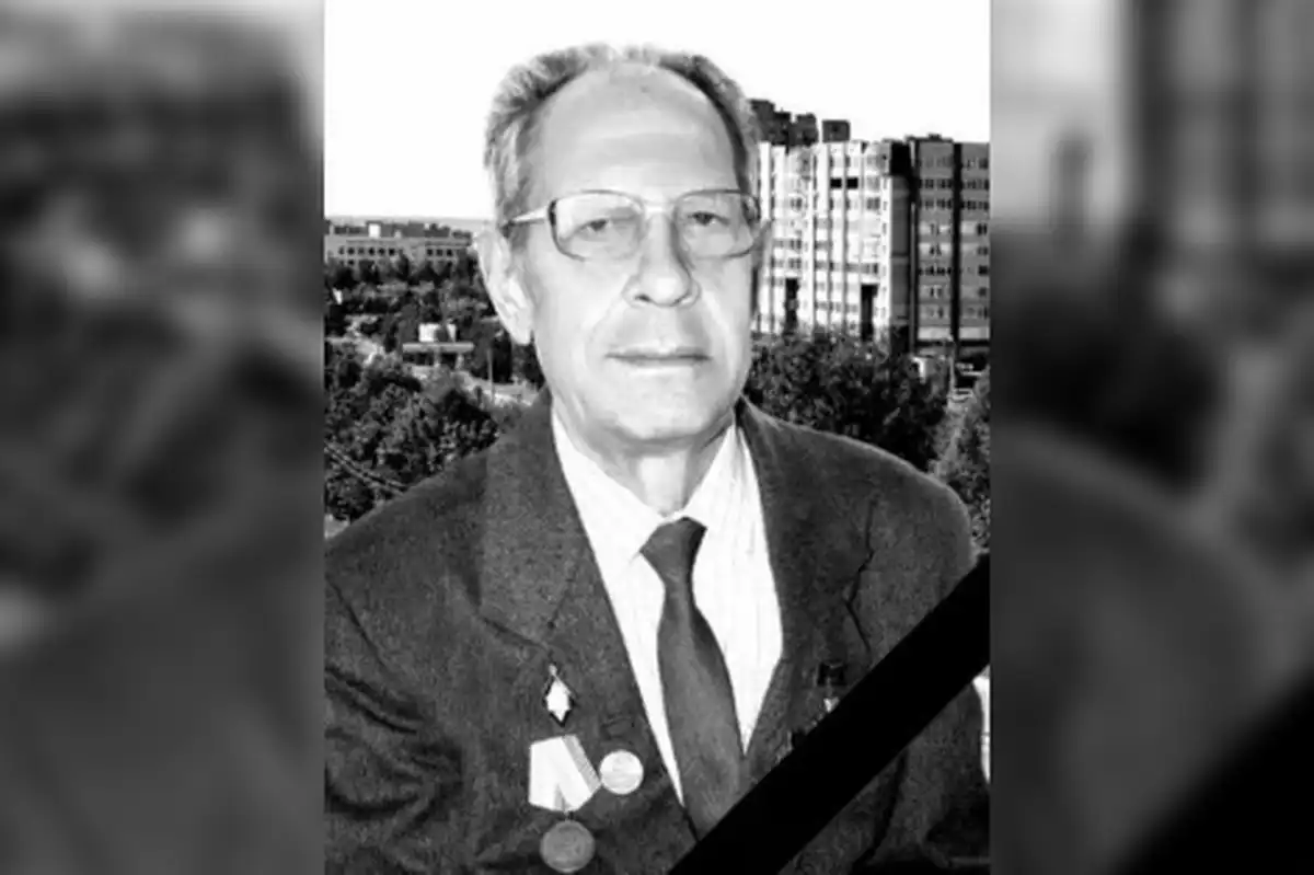 Заслуженный учитель РТ, почётный гражданин Нижнекамска