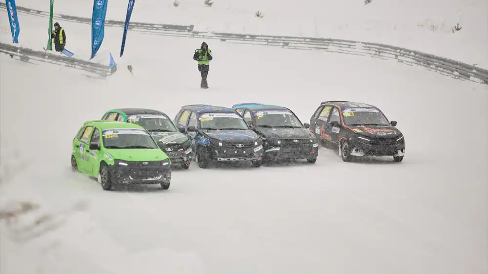 Ледовые гонки