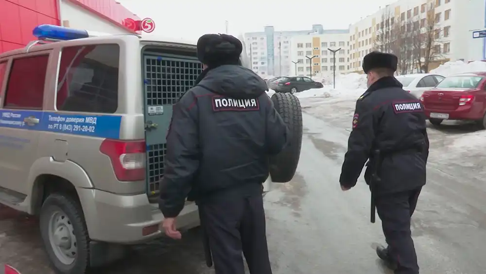 Полицейские