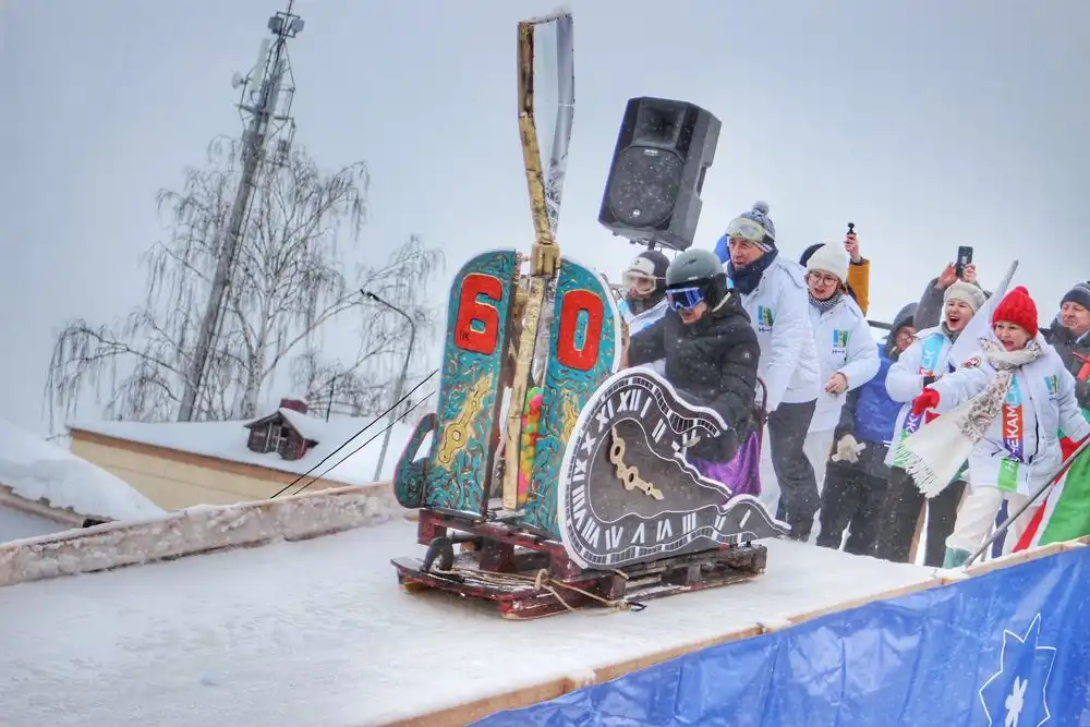 сани команды Нижнекамска на фестивале Sunny Fest 2026