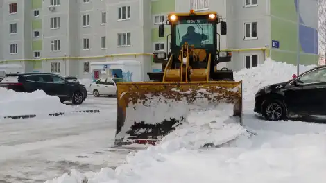 Нижнекамцев просят убирать автомобили для беспрепятственной уборки снега - телеканал НТР 24