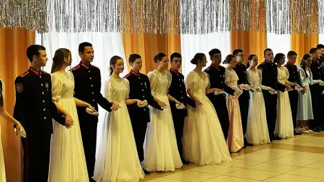 Второй кадетский бал в Нижнекамске, приуроченный ко Дню кадетского образования