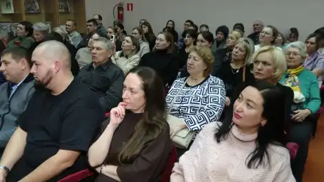 Мэр Нижнекамска встретился с жителями 19-го и 21-го микрорайонов - телеканал НТР 24