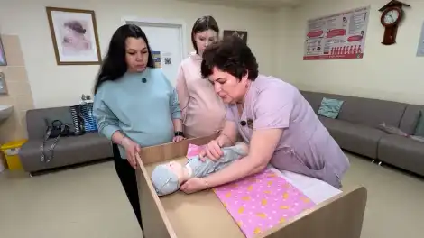 Больше, чем просто медицина: в женской консультации Нижнекамска будущим мамам помогают юристы и психологи - телеканал НТР 24