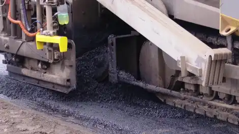 В Нижнекамске по нацпроекту отремонтируют три дороги к социально значимым объектам - телеканал НТР 24