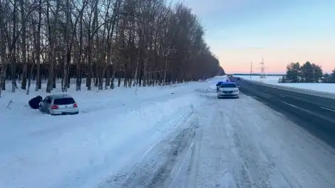 Автомобиль съехал в кювет на трассе Нижнекамск-Чистополь, пострадала пассажирка - телеканал НТР 24
