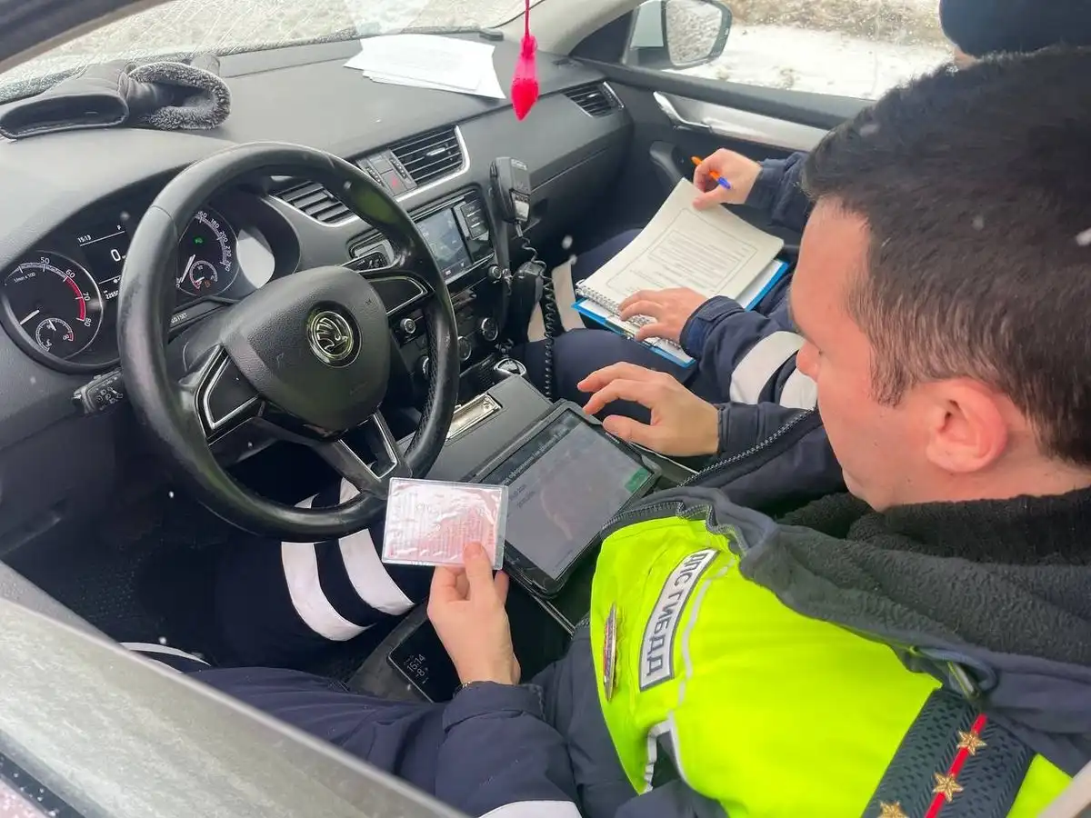 В Нижнекамске за две недели выявили 400 непристегнутых водителей