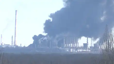 При пожаре в промзоне Нижнекамска пострадали, предварительно, 13 человек - телеканал НТР 24