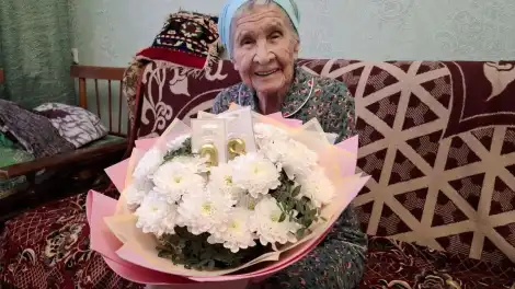 В Нижнекамске отметила 98-й день рождения вдова ветерана ВОВ Рамля Камардинова - телеканал НТР 24
