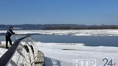 На Каме близ Нижнекамска начался ледоход - телеканал НТР 24