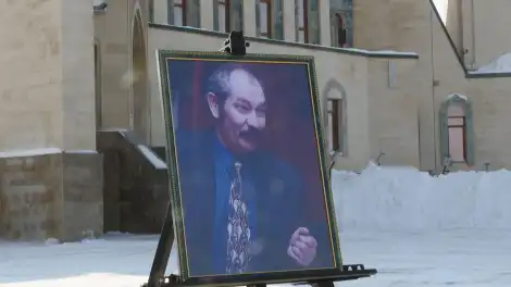 В Нижнекамске простились с заслуженным врачом Татарстана Марсом Хафизовым - телеканал НТР 24