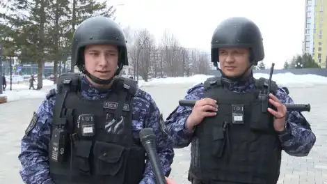 К юбилею Росгвардии: как в Нижнекамске работают патрули и группы задержания - телеканал НТР 24