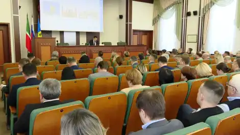 Новый зам по соцвопросам, рекорды ЗАГСа и подготовка к паводку: итоги «Делового понедельника» в Нижнекамске - телеканал НТР 24