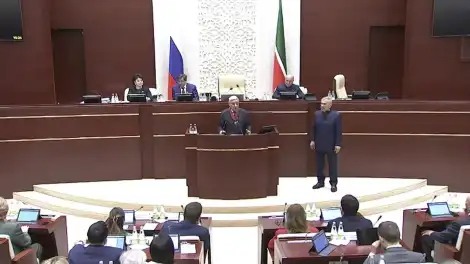 Фарид Мухаметшин покидает пост председателя Госсовета Татарстана - телеканал НТР 24