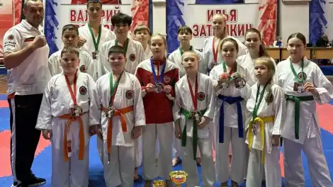 Золотой улов нижнекамцев: 12 медалей завоевали каратисты на турнире ПФО «Крымская весна» в Пензе - телеканал НТР 24