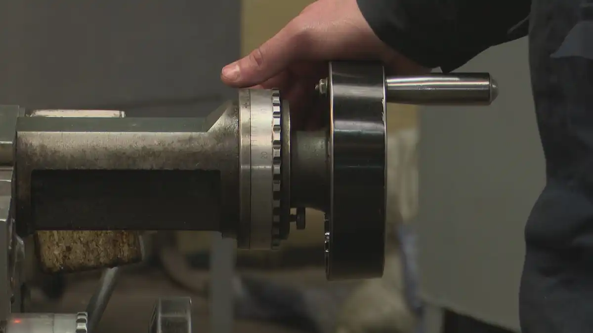 токарный станок