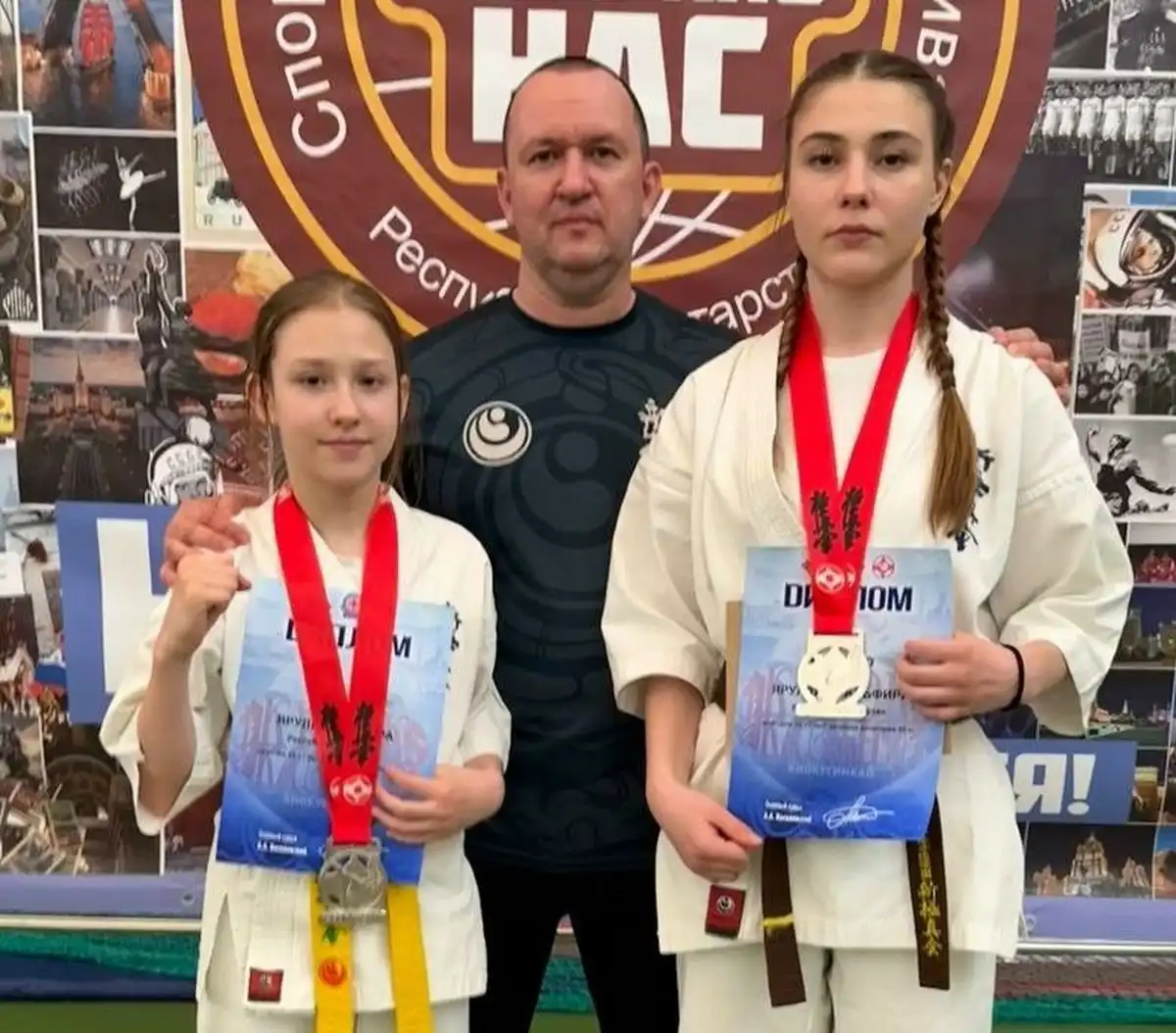 Альфира и Амира Яруллины из Нижнекамска на «Кубке Казани» по киокусинкай
