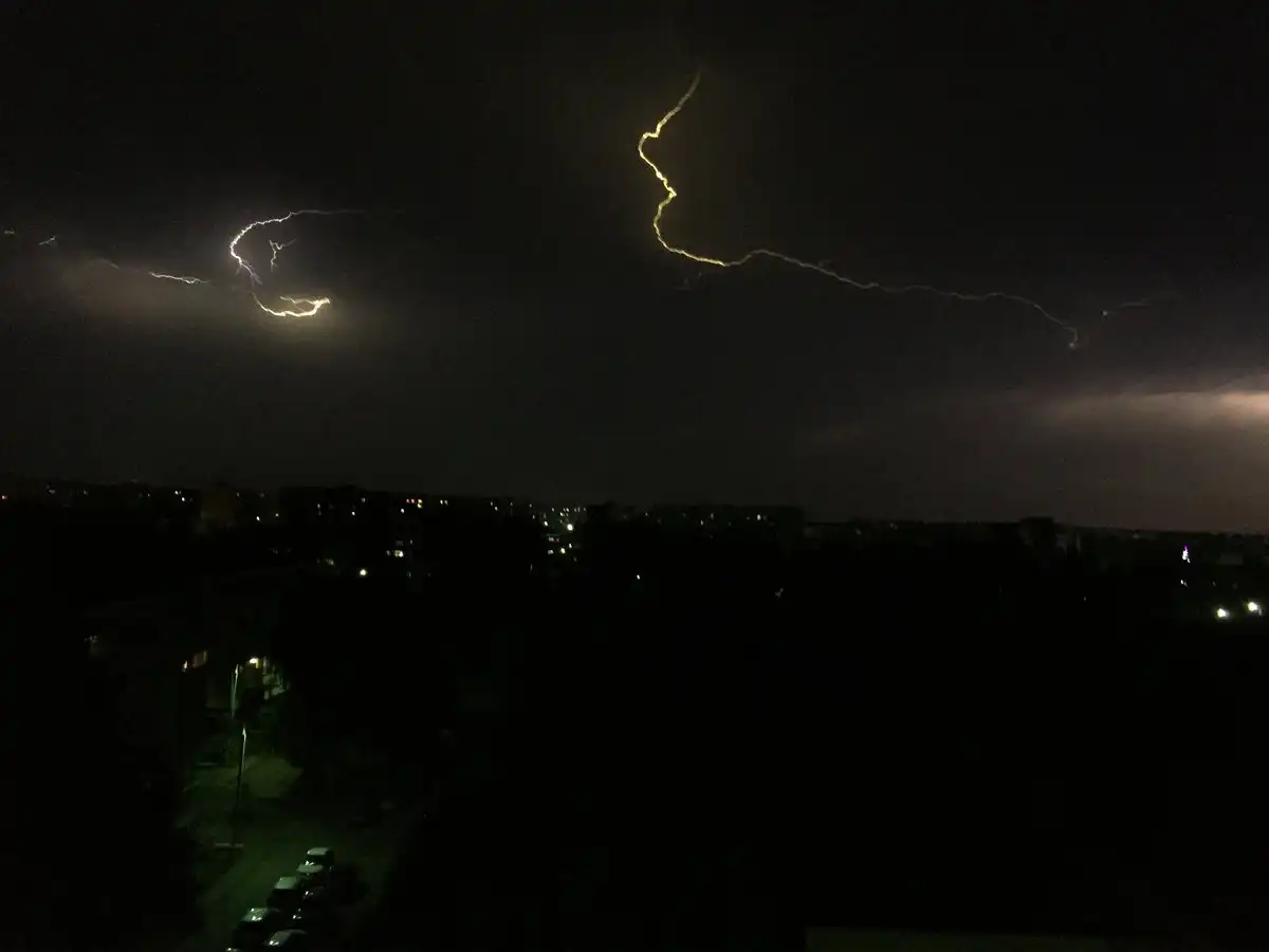 молния ночное небо темнота