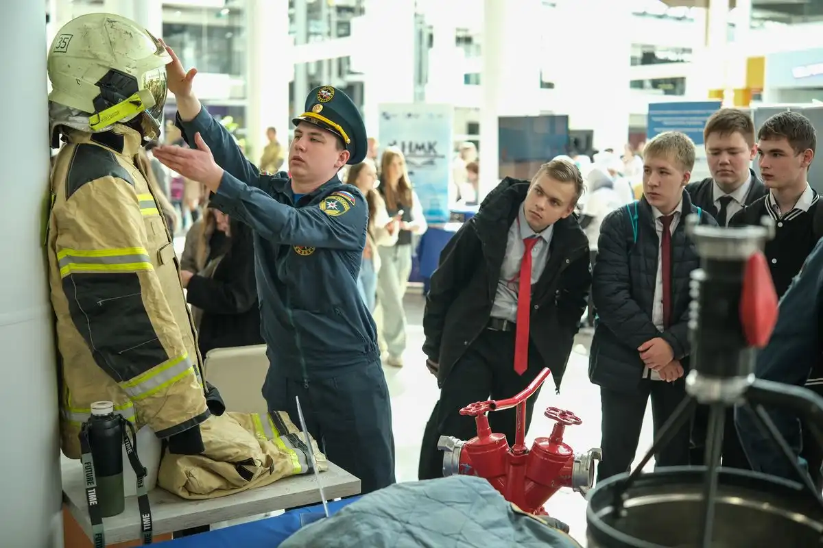 Нижнекамские пожарные на ярмарке ваканский