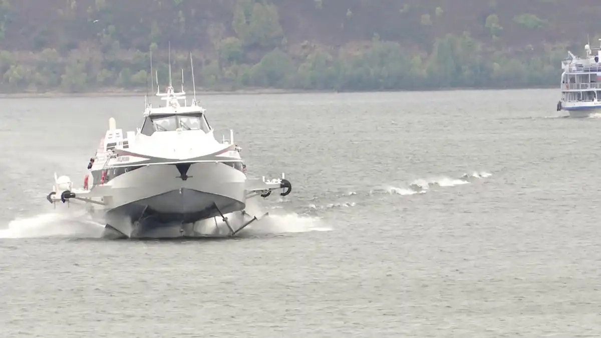 метеор Муса Джалиль на Каме