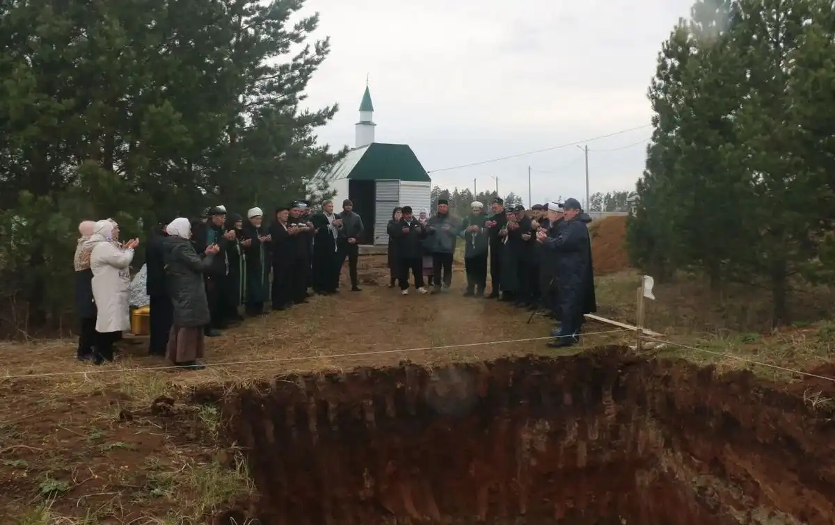 Начало строительства мечети в деревне Майская Горка Нижнекамского района Татарстана