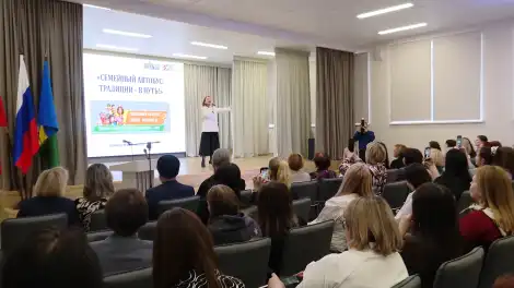 Более 30 семей Нижнекамска получили консультации казанских специалистов на акции «Семейный автобус» - телеканал НТР 24