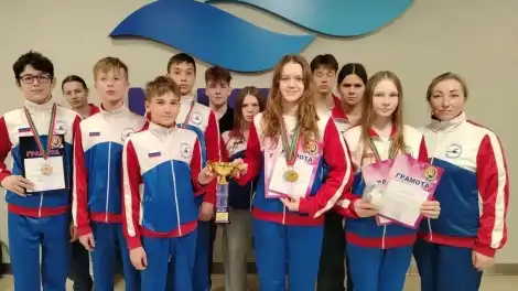 Нижнекамские пловцы отметили День космонавтики серебряными медалями - телеканал НТР 24