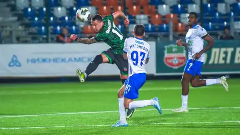 Футбольный «Нефтехимик» пропустил гол на последней секунде матча с воронежским «Факелом» - телеканал НТР 24