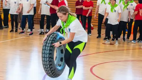Нижнекамские руководители отметили День местного самоуправления «Веселыми стартами» - телеканал НТР 24