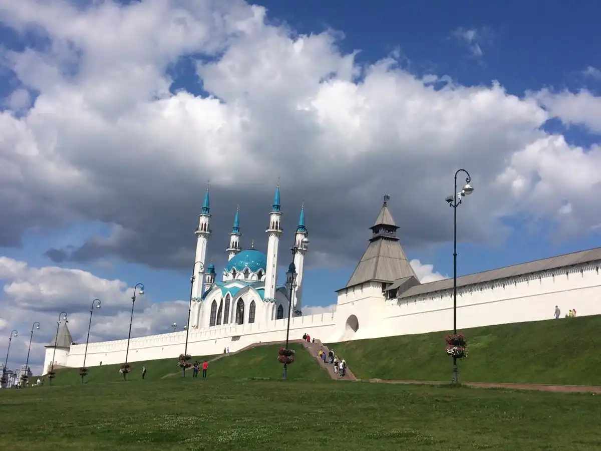 казань кремль площадь тысячелетия