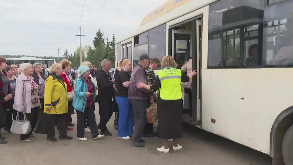 автобус народ пассажиры толпа