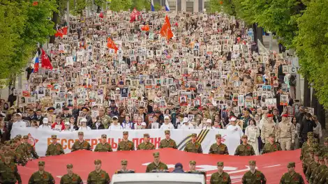 шествие Бессмертного полка в Казани
