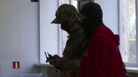 боец камуфляж оператор дрона