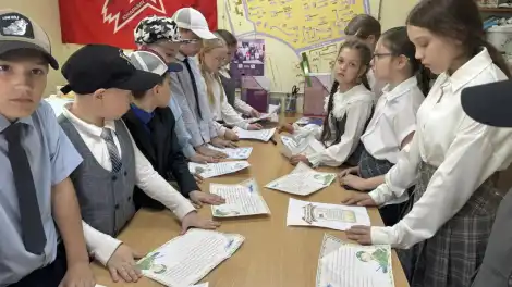 дети пишут письма