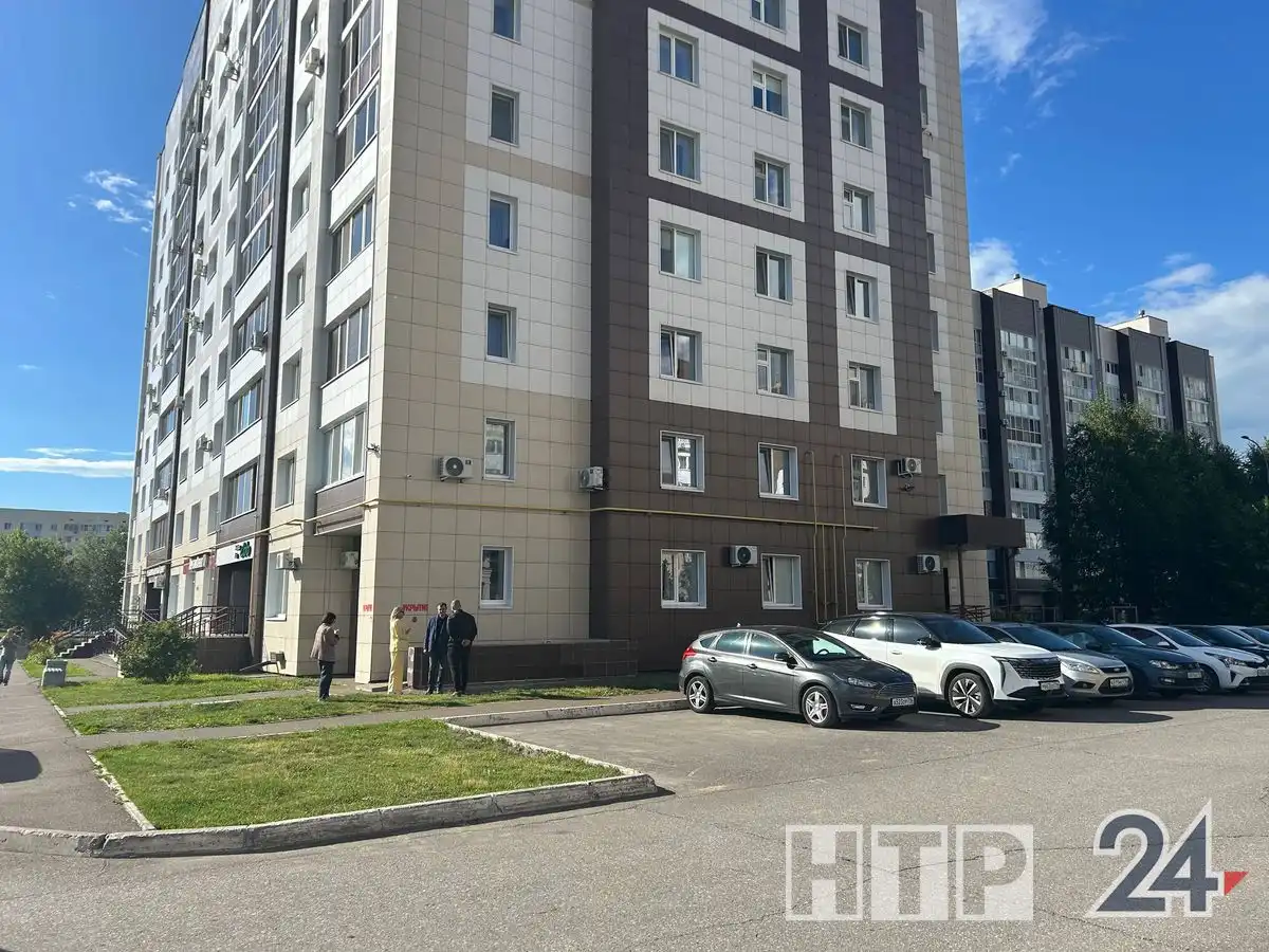 Дом на Шинников 38 в Нижнекамске с первым в городе электронным замком на двери в подвал