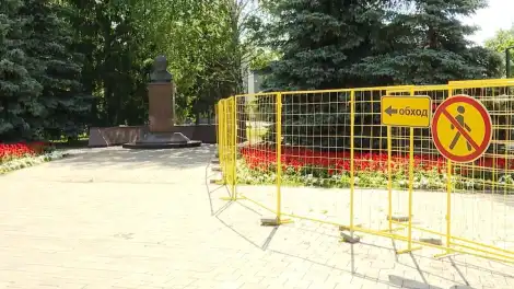 памятник Лемаеву в Нижнекамске
