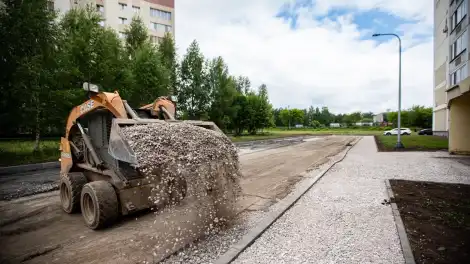 двор ремонт асфальт техника
