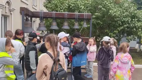 Дети на Архиерейском подворье в поселке Красный Ключ