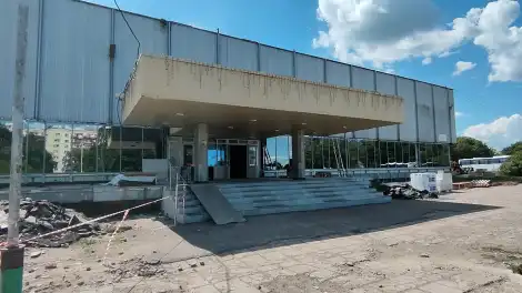 Ремонт автовокзала в Нижнекамске, главный вход