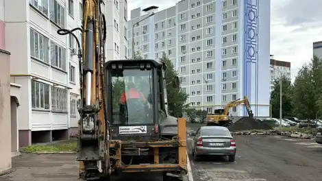 Строительные работы по дворе дома в Нижнекамске по программе Наш двор