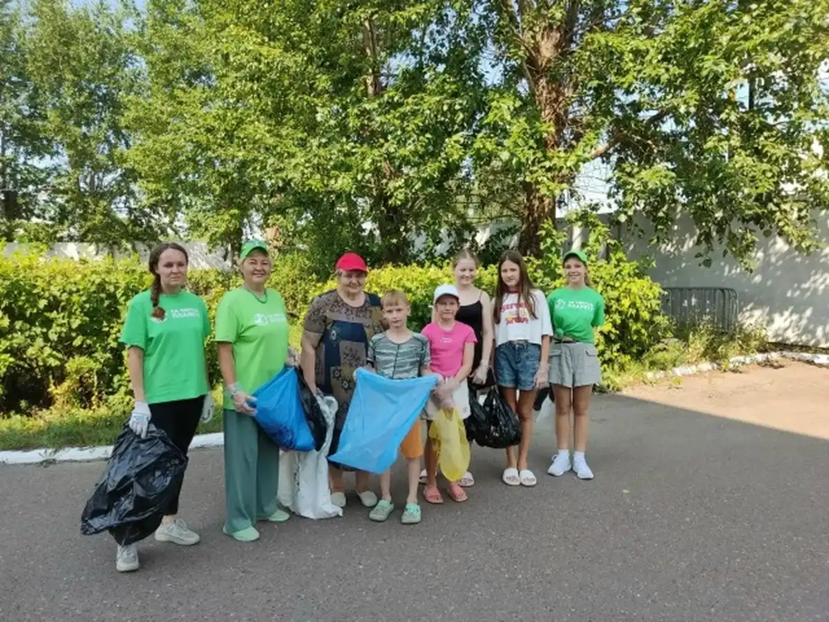 Волонтеры группы Твори добро Нижнекамск провели субботник
