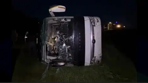 автобус в кювете авария дтп