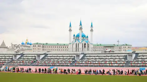 марафон казань кремль бегуны