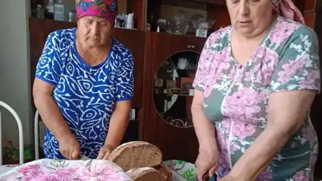 готовят сухари