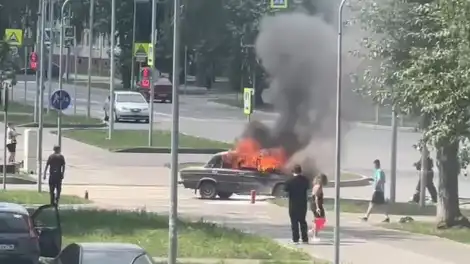 горят Жигули в Нижнекамске