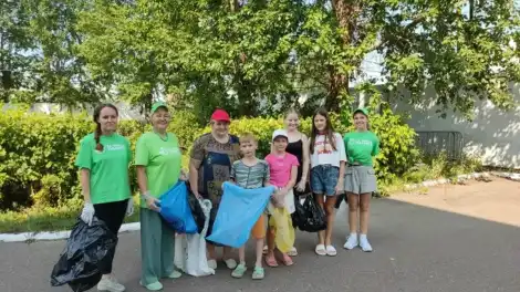 Волонтеры группы Твори добро Нижнекамск провели субботник