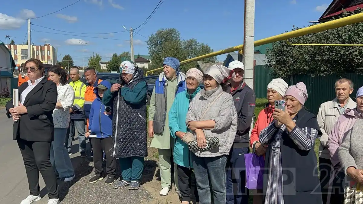 жители на открытии дороги Кашаево - Шингальчи