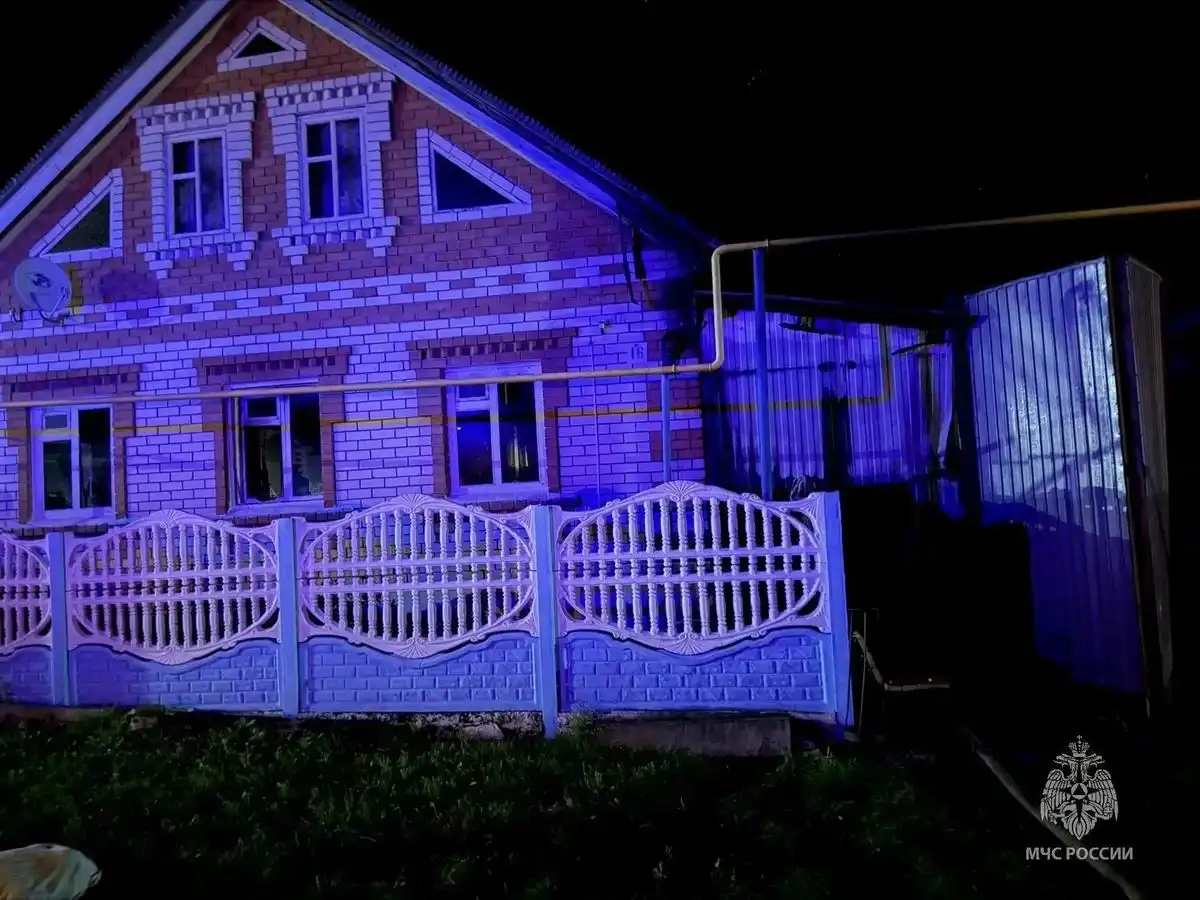 Частный дом в селе Новые Чечкабы где произошел пожар с погибшими