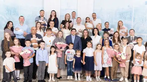 многодетные семьи Нижнекамска получили удостоверения